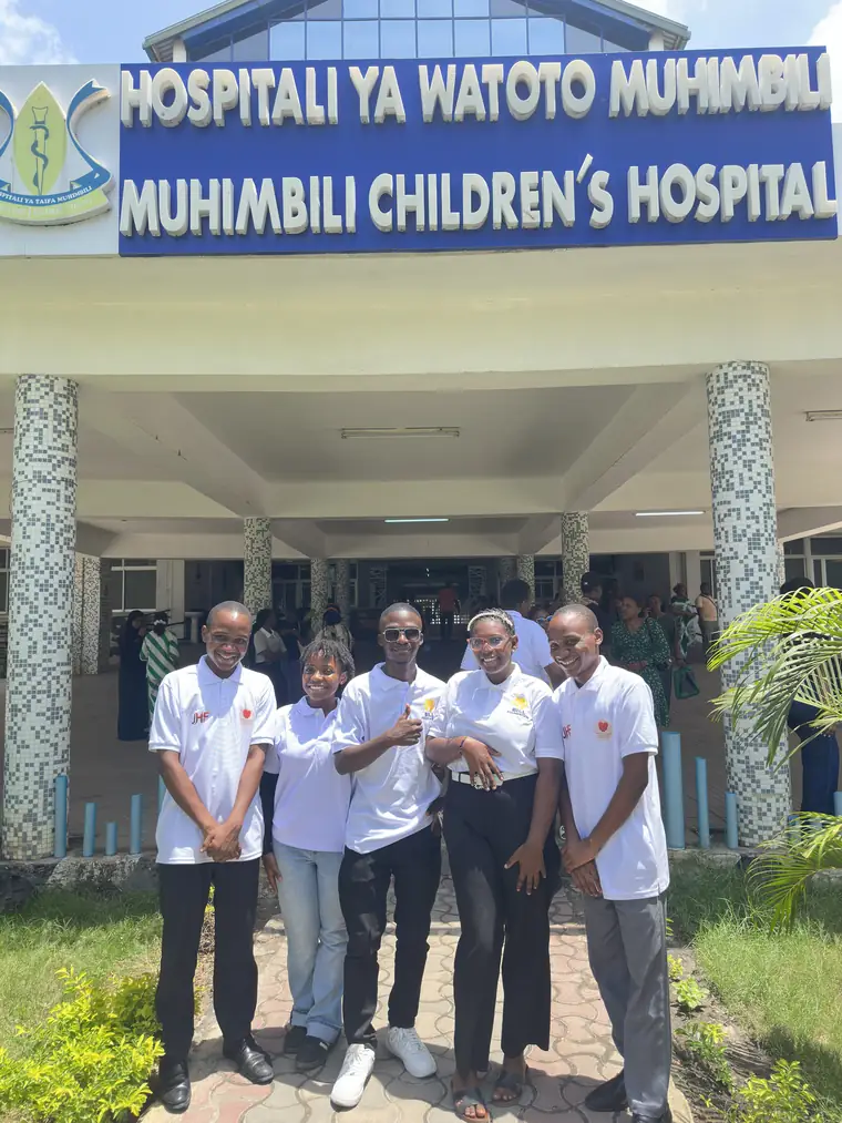Bill Foundation TZ volunteers outside Muhimbili Children's Hospital in Dar es Salaam